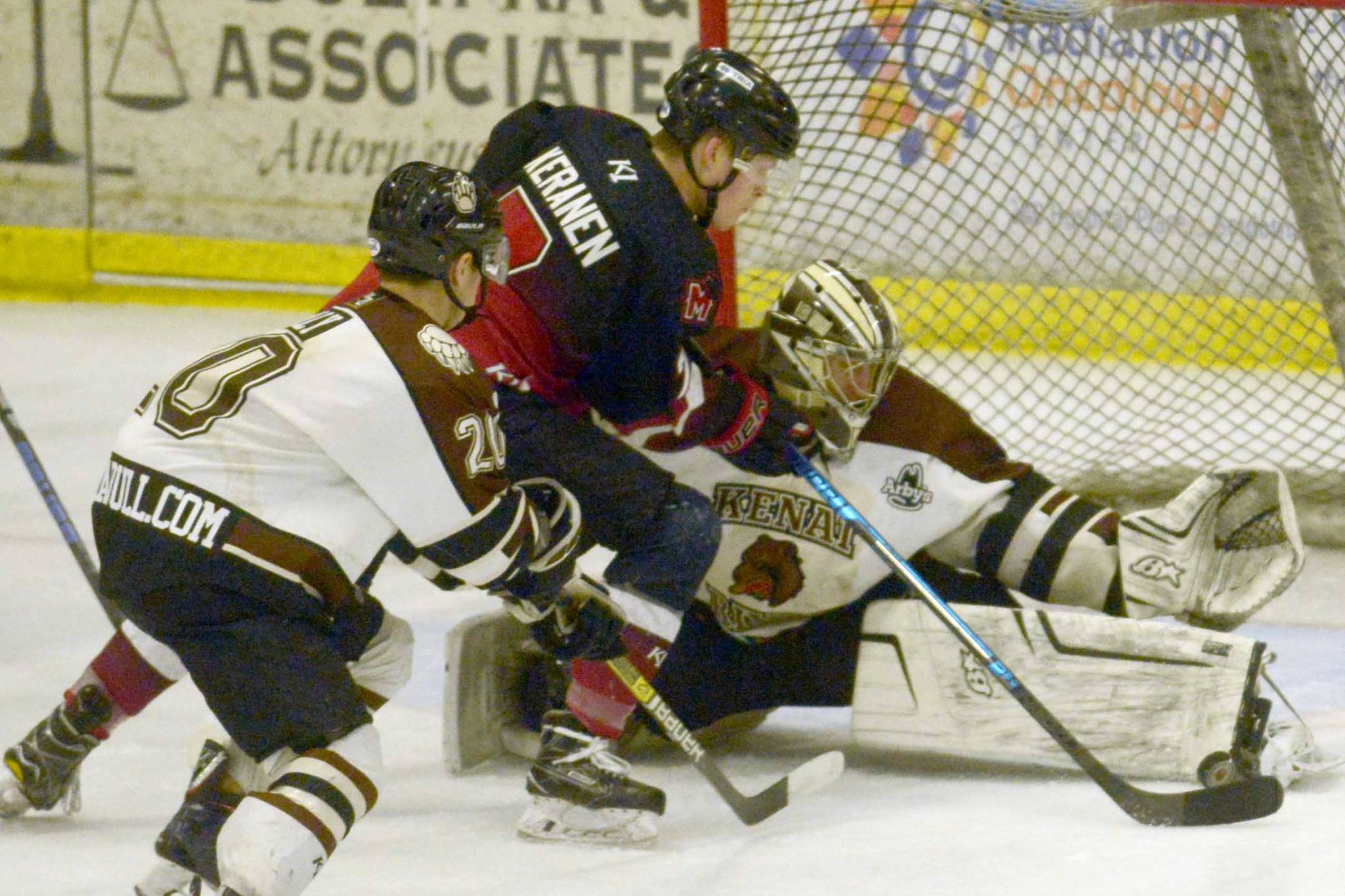 Magicians top Bears in Saturday shootout