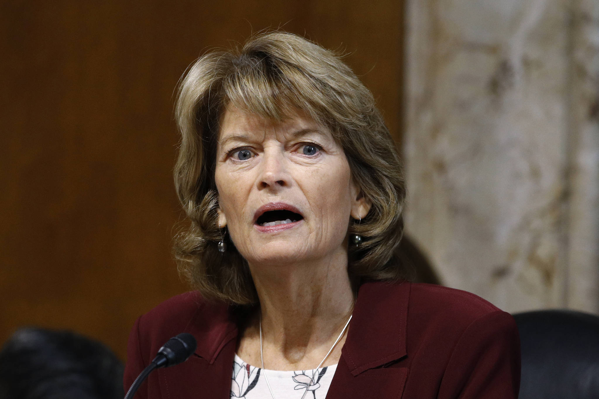 Murkowski wants to hear case before deciding on witnesses