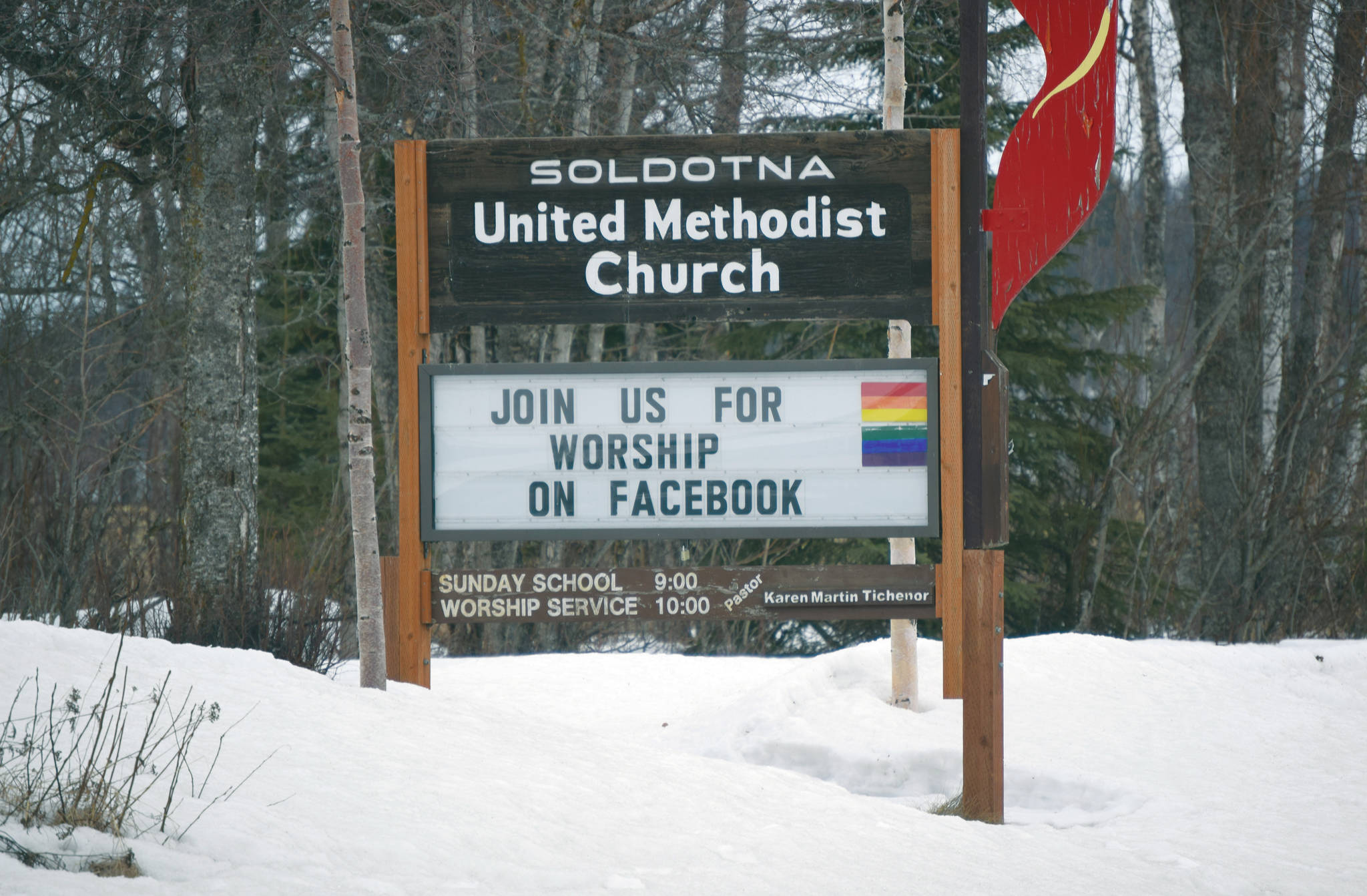 Soldotna United Methodist Church in Soldotna, Alaska, invites worshippers online with a sign seen Tuesday, April 7, 2020. (Photo by Jeff Helminiak/Peninsula Clarion)