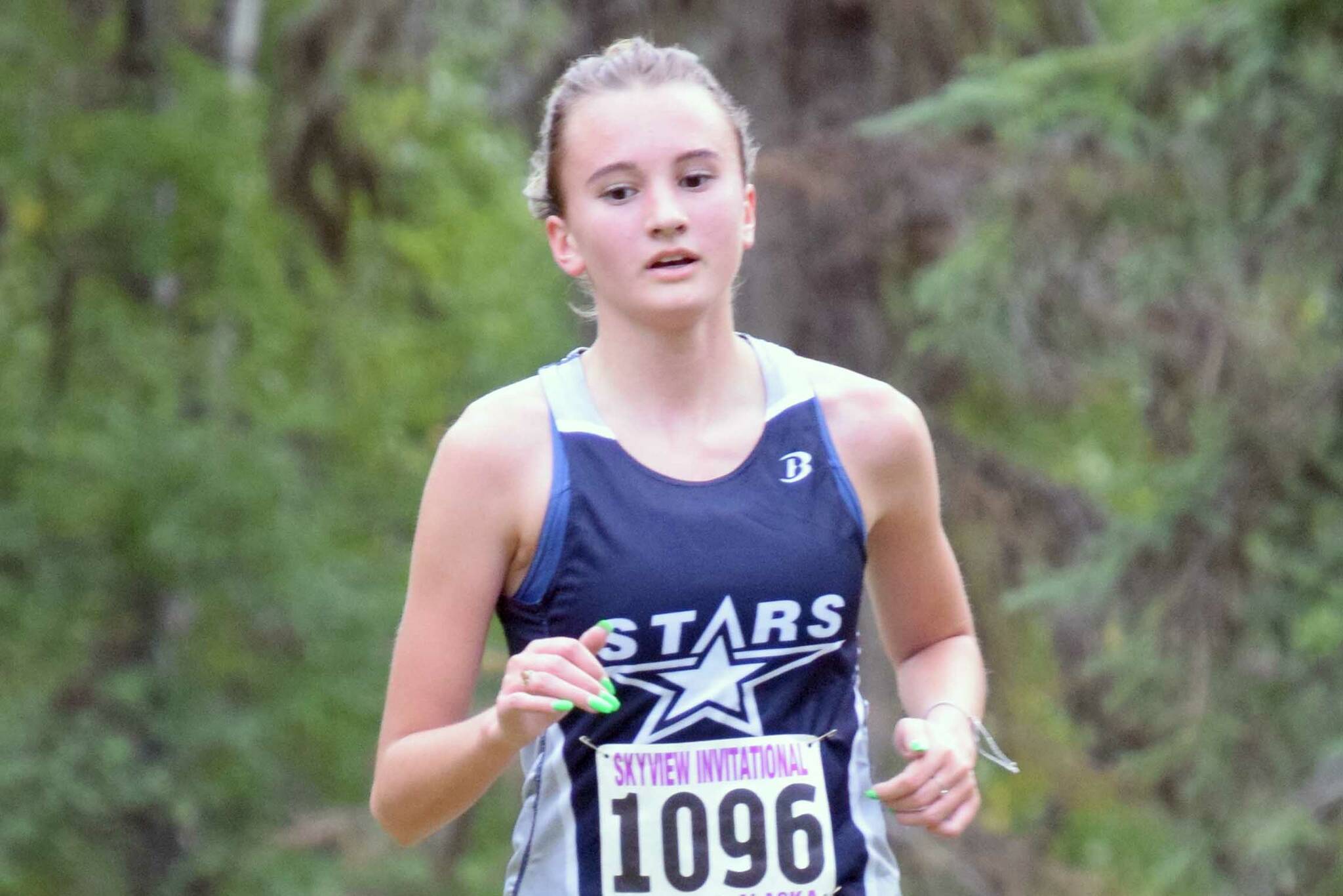 Soldotna senior Jordan Ruffner competes at the Kenai-Soldotna dual meet on Wednesday, Sept. 1, 2021, at Tsalteshi Trails just outside of Soldotna, Alaska. (Photo by Jeff Helminiak/Peninsula Clarion)