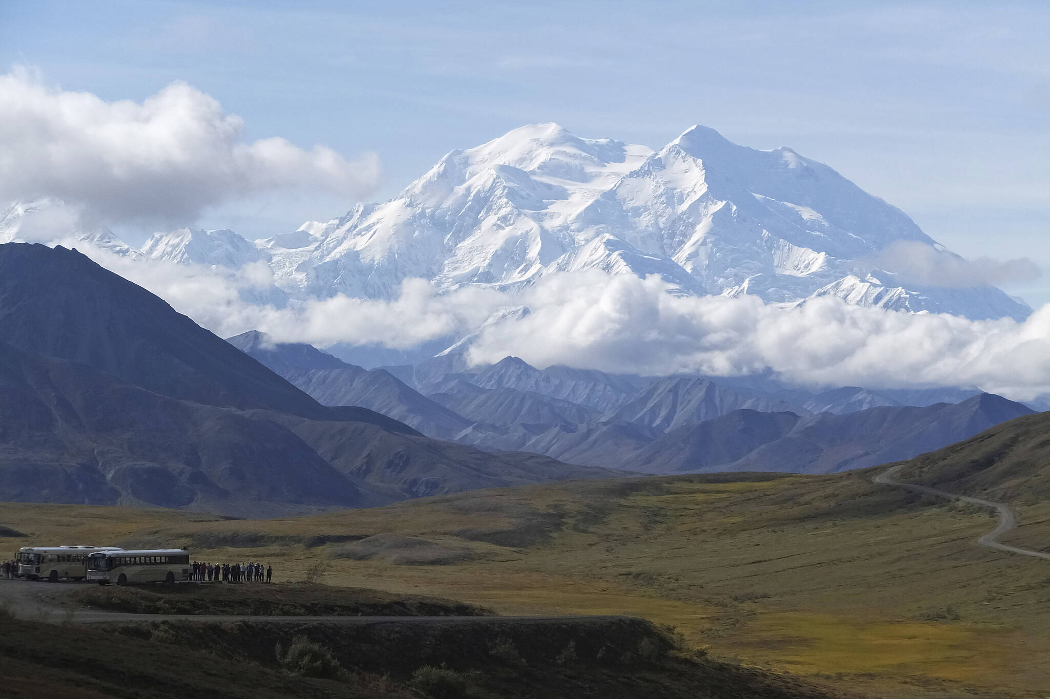 AP Photo / Becky Bohrer
Sightseeing buses and tourists are seen at a pullout popular for taking in views of North America’s tallest peak, Denali, in Denali National Park and Preserve, Alaska, on Aug. 26, 2016.