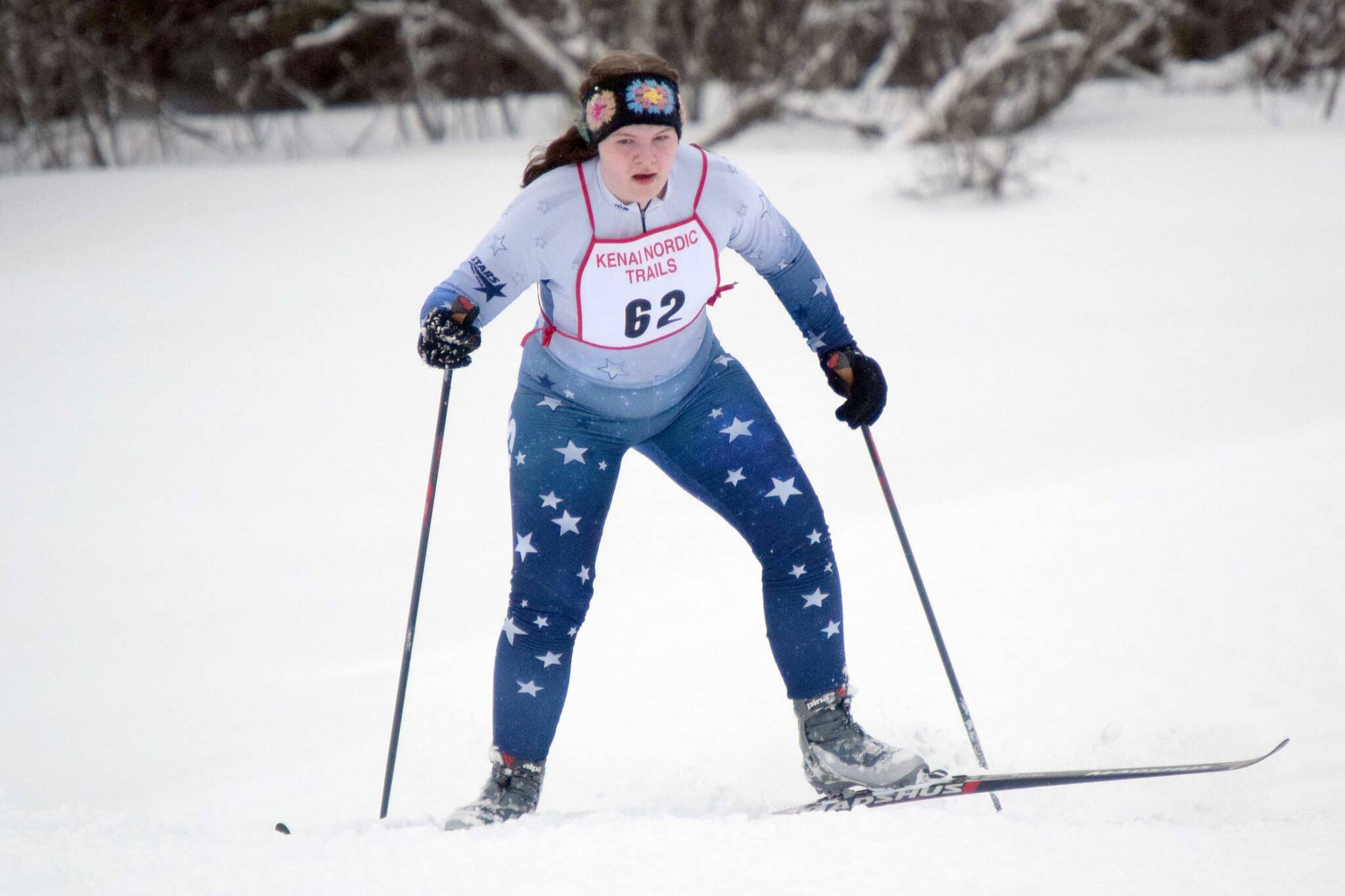 Soldotna's Alexis Wells skates to 39th place in the junior varsity freestyle race at the Kardinal Klassic at the Kenai Golf Course on Friday, Jan. 28, 2022, in Kenai, Alaska. (Photo by Jeff Helminiak/Peninsula Clarion)