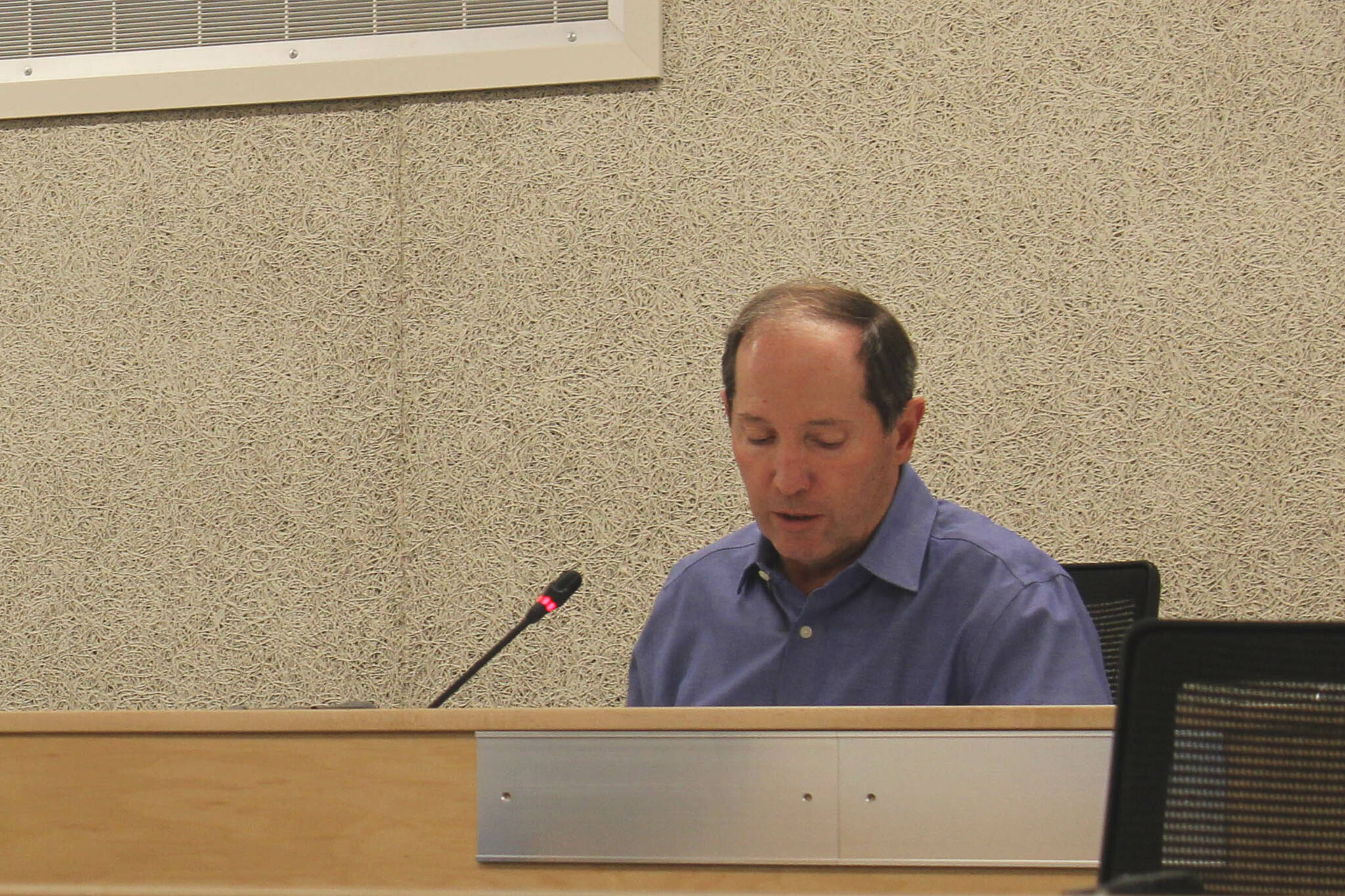 Kenai Peninsula Borough Mayor Mike Navarre, right, speaks during an assembly meeting on Tuesday, Oct. 11, 2022, in Soldotna, Alaska. The meeting was Navarre’s first as mayor since being appointed last month. (Ashlyn O’Hara/Peninsula Clarion)