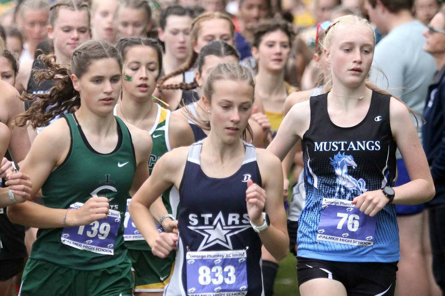 Soldotna's Tania Boonstra runs with the lead pack at the George Plumley XC Invite on Saturday, Sept. 9, 2023, at Palmer High School in Palmer, Alaska. (Photo by Jeremiah Bartz/Frontiersman)