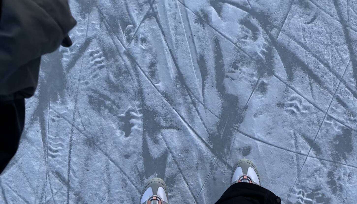 Skating on Arc Lake. (Ashlyn O'Hara/Peninsula Clarion)