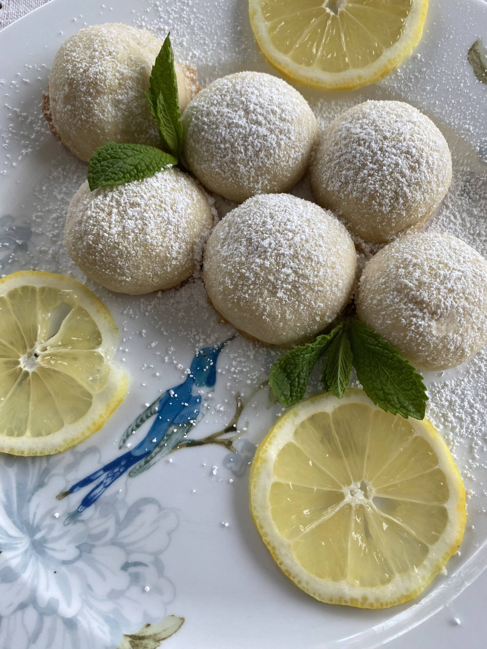 These simple lemon almond snowball cookies are mildly sweet and delicate. (Photo by Tressa Dale/Peninsula Clarion)