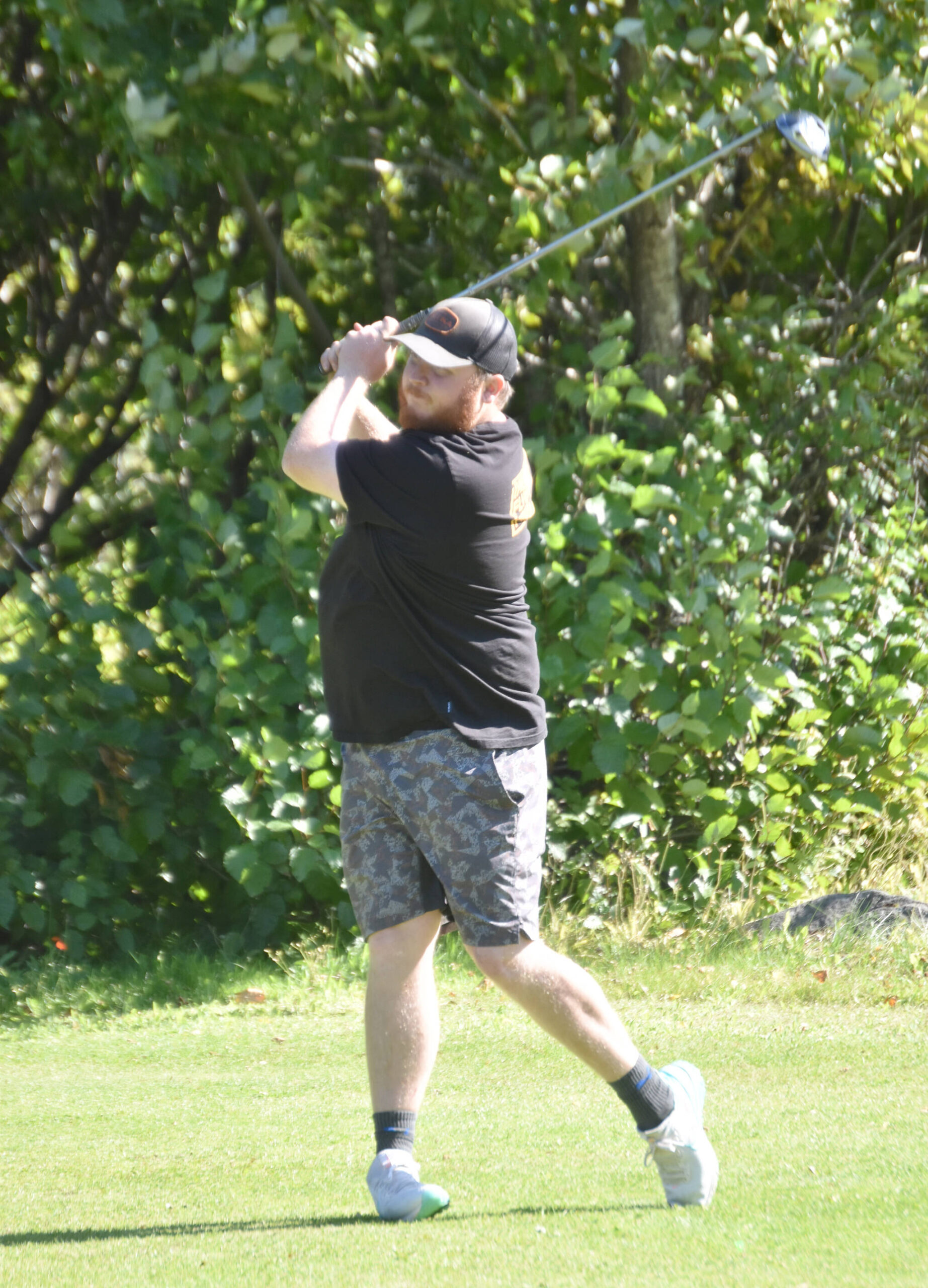 Jake Eubank tees off on No. 16 at the Birch Ridge Amateur Championship on Sunday, Aug. 25, 2024, at Birch Ridge Golf Course in Soldotna, Alaska. (Photo by Jeff Helminiak/Peninsula Clarion)