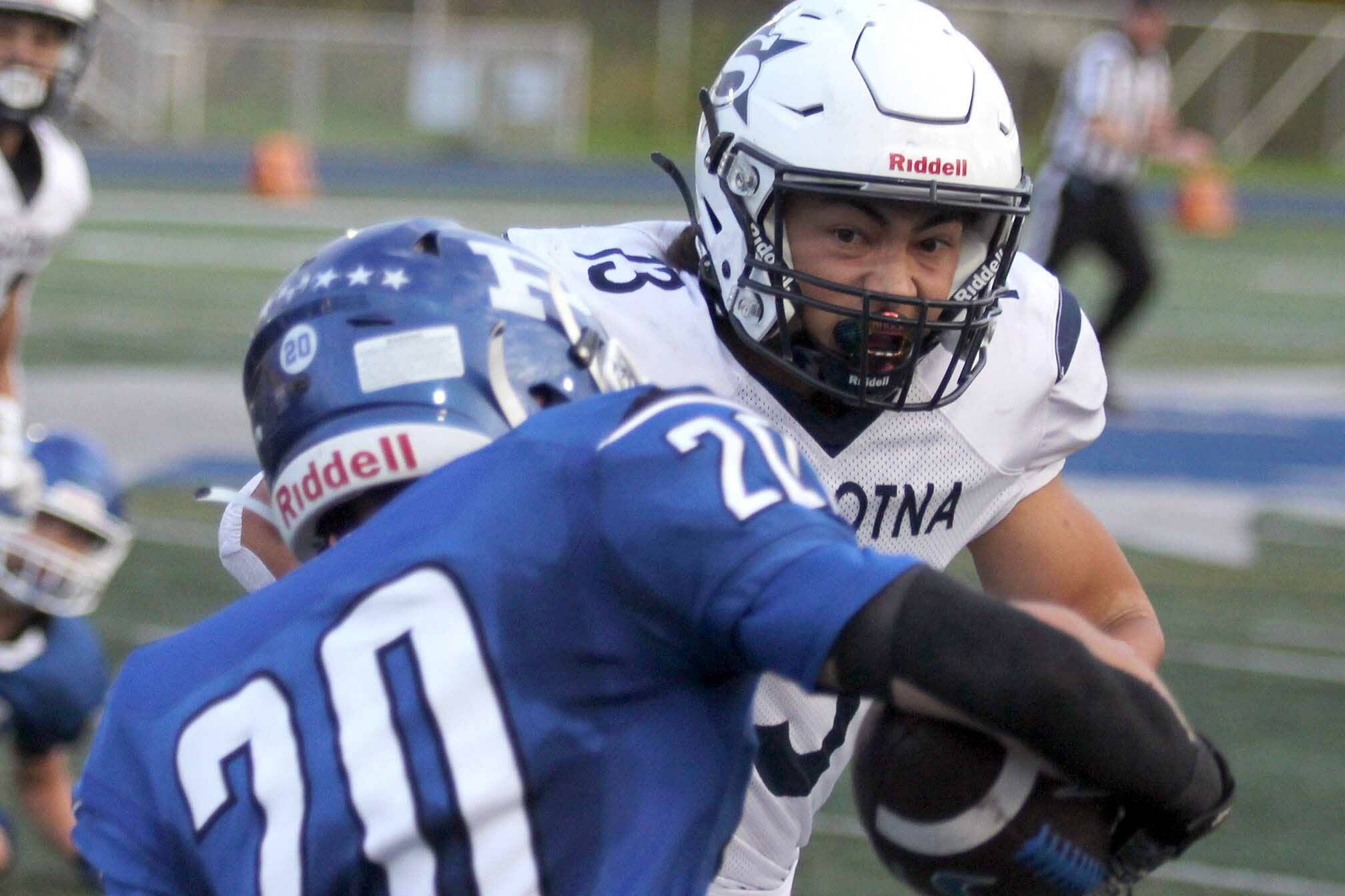 Soldotnaճ Lokeni Wong sets up to tackle Palmerճ Ben Asay during a 42-14 win over the Moose on Friday, Sept. 13, 2024, at Machetanz Field in Palmer, Alaska. (Photo by Jeremiah Bartz/Frontiersman)