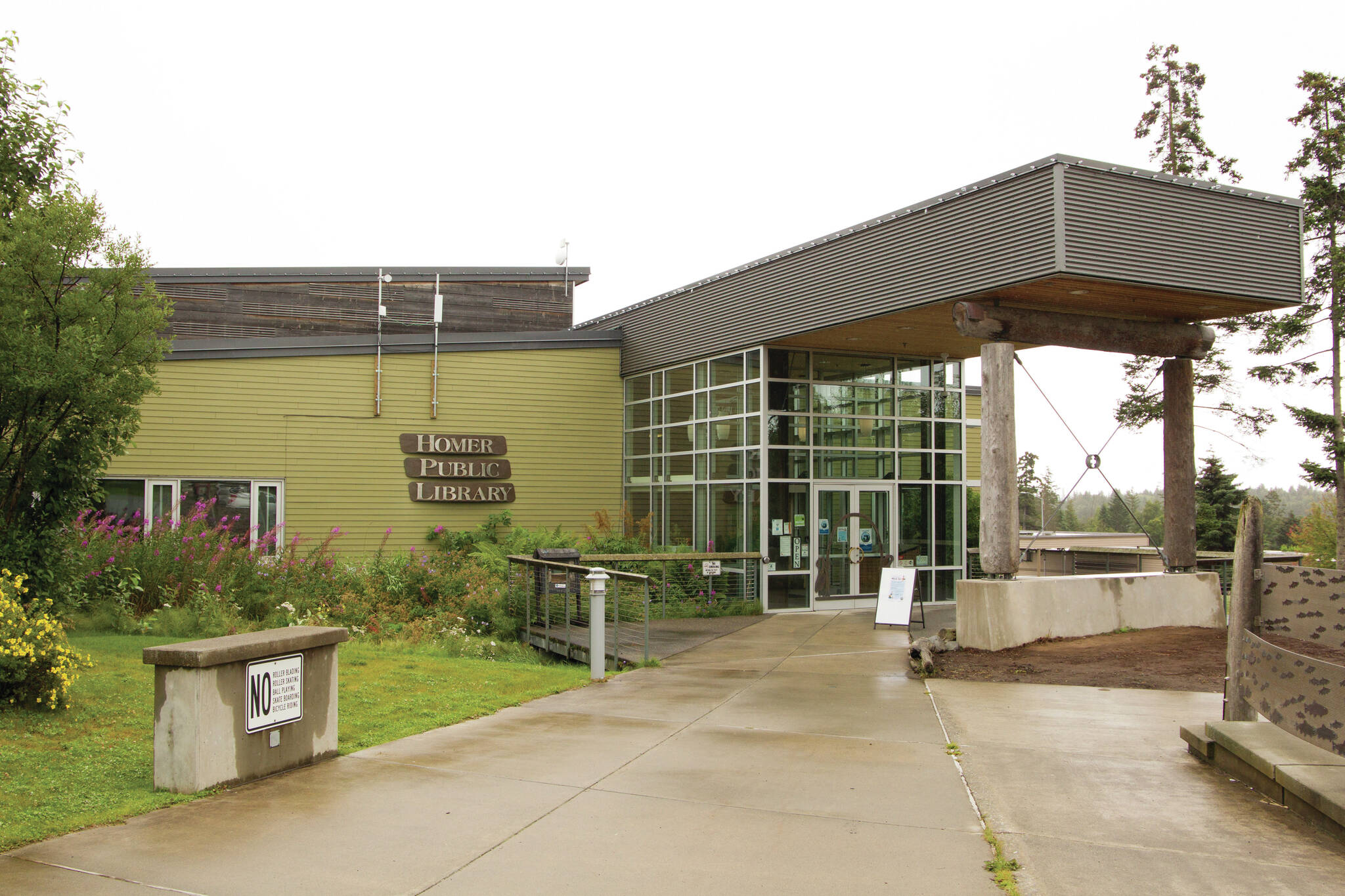 Homer Public Library (Photo by Sarah Knapp)