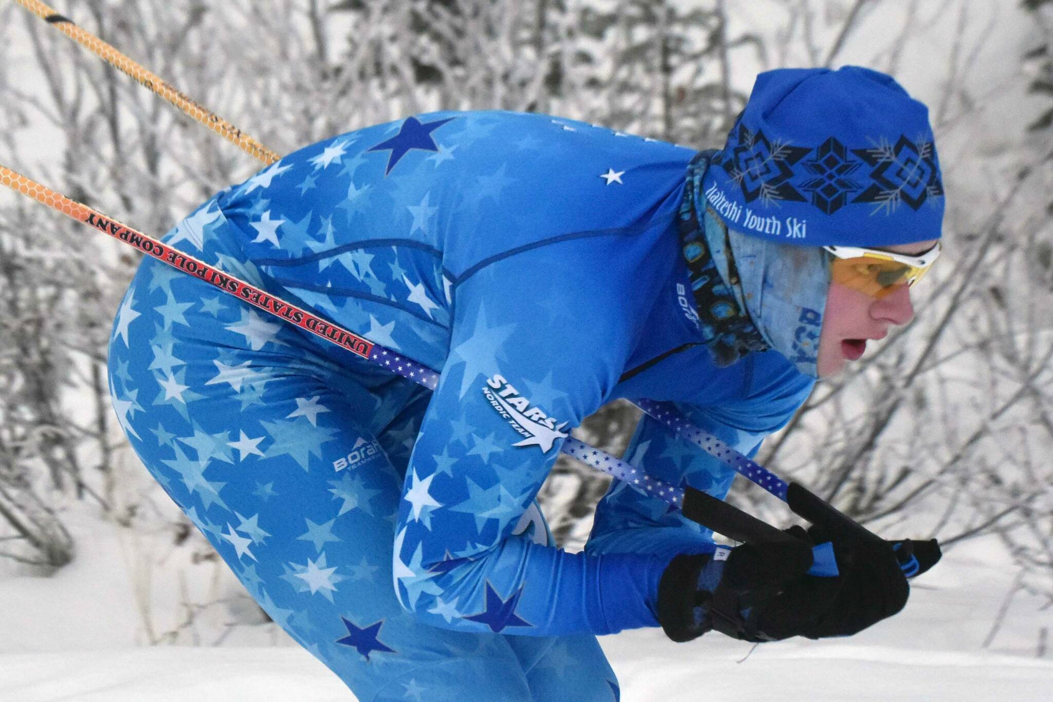 Soldotna's Michael Davidson nears the finish of the boys varsity race of the Turkey Skate on Tuesday, Nov. 26, 2024, at Tsalteshi Trails just outside of Soldotna, Alaska. (Photo by Jeff Helminiak/Peninsula Clarion)